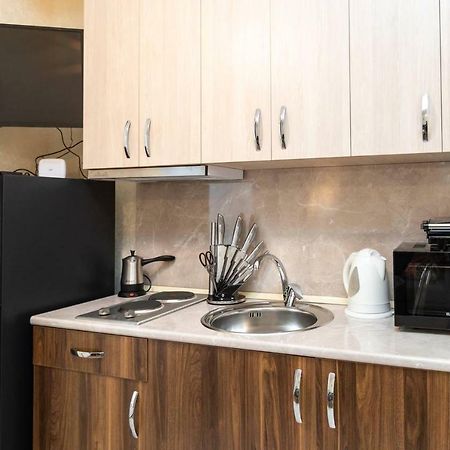 Wehost Stylish Apartment In Old Tbilisi ภายนอก รูปภาพ