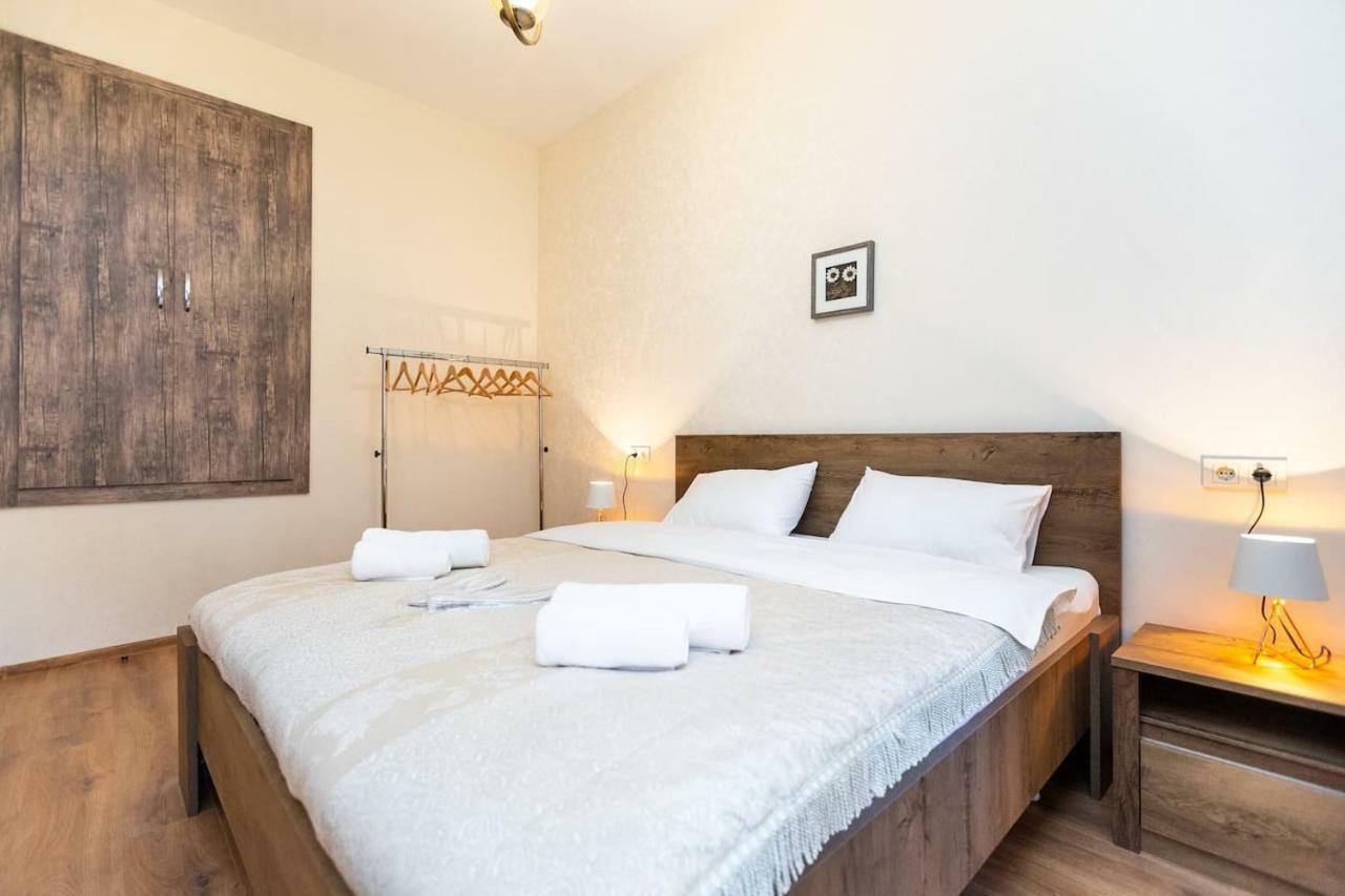 Wehost Stylish Apartment In Old Tbilisi ภายนอก รูปภาพ